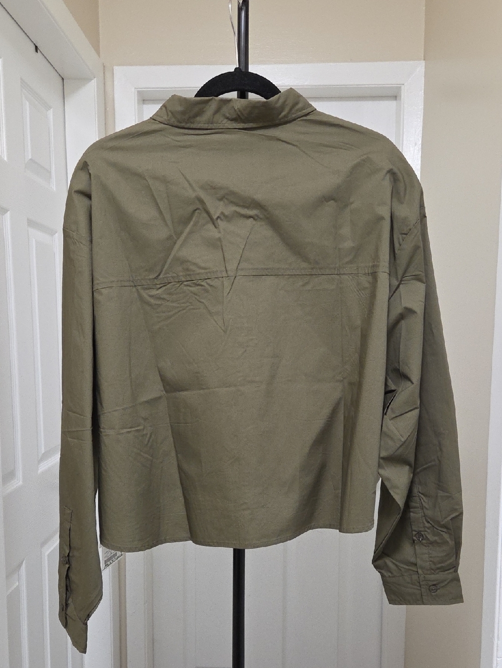 NWT Kuwalla Olive Green Cropped Button-Down Shirt | Minimalist 100% Thin Cotton - Picture 10 of 11